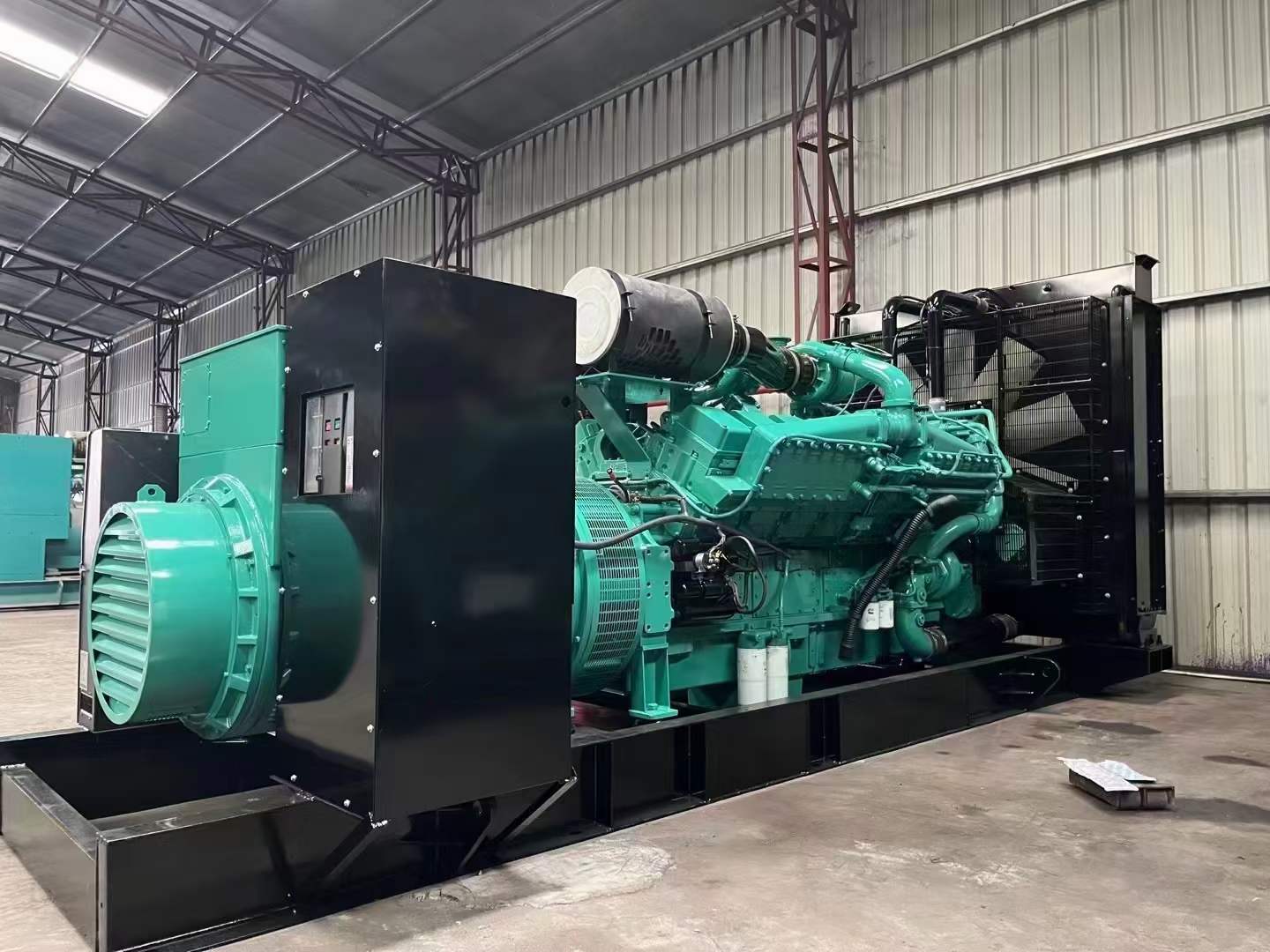 番禺如何降低 800kW 柴油发电机输出电流的波动？