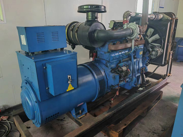 番禺100kW柴油发电机组使用多级机油有哪些优缺点？